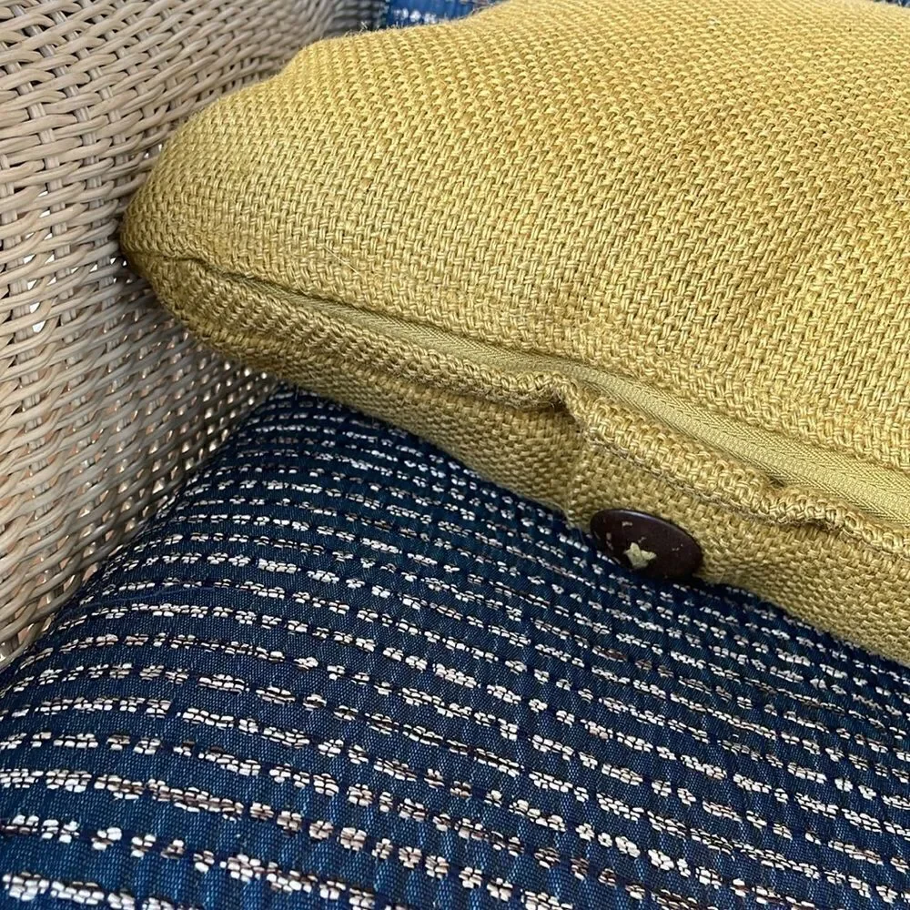 Green Decorative Pillow 🌻🌻